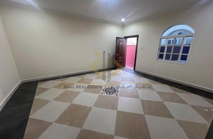 Apartment - 2 Bedrooms - 1 Bathroom for rent in Al Dafna - Al Dafna - Doha