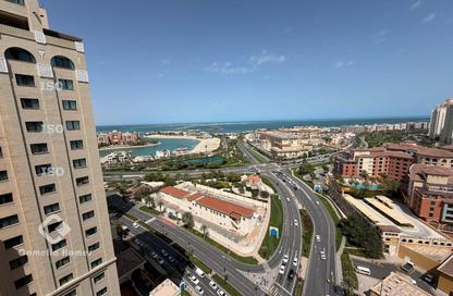 Apartment - 1 Bedroom - 2 Bathrooms for rent in East Porto Drive - Porto Arabia - The Pearl Island - Doha
