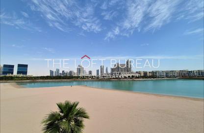 Villa - 5 Bedrooms - 6 Bathrooms for rent in Abraj Bay - Abraj Quartiers - The Pearl Island - Doha