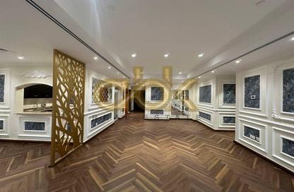 Apartment - 2 Bedrooms - 3 Bathrooms for sale in East Porto Drive - Porto Arabia - The Pearl Island - Doha