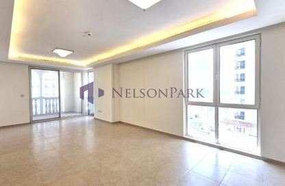 Apartment - 2 Bedrooms - 3 Bathrooms for sale in Viva West - Viva Bahriyah - The Pearl Island - Doha