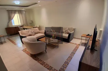 Apartment - 2 Bedrooms - 3 Bathrooms for rent in Al Sadd Road - Al Sadd - Doha