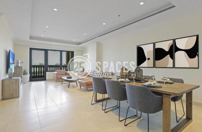 Apartment - 2 Bedrooms - 3 Bathrooms for rent in Tower 31 - Porto Arabia - The Pearl Island - Doha
