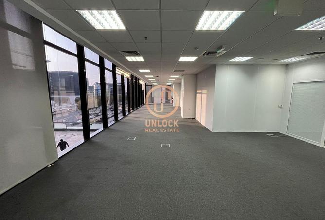60501812 - Property Image 3