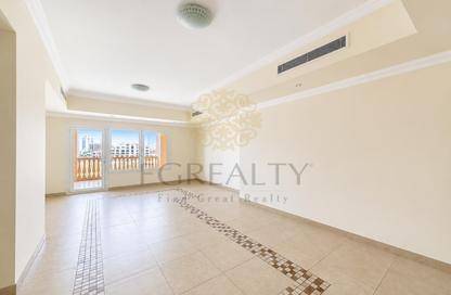 Apartment - 1 Bedroom - 2 Bathrooms for rent in West Porto Drive - Porto Arabia - The Pearl Island - Doha