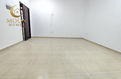 Villa - Studio - 1 for rent in Al Nuaija Street - Al Nuaija - Doha