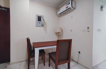 Apartment - 1 Bedroom - 1 Bathroom for rent in Umm Ghwailina Comm - Umm Ghuwalina - Umm Ghuwailina - Doha Apartment - 1 Bedroom - 1 Bathroom for rent in Umm Ghwailina Comm - Umm Ghuwalina - Umm Ghuwailina - Doha
