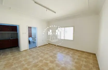 Apartment - Studio - 1 Bathroom for rent in Ain Khaled Villas - Ain Khaled - Doha