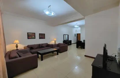 شقة - 3 غرف نوم - 3 حمامات للايجار في شارع السد - السد - الدوحة