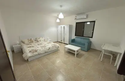 وحدات مُجمعة للإيجار - 1 حمام للايجار في طريق المطار القديم - الدوحة