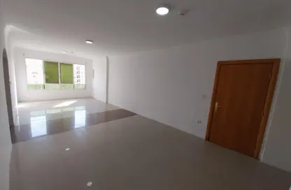 Apartment - 2 Bedrooms - 3 Bathrooms for rent in Al Mansoura - Al Mansoura - Doha