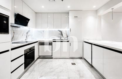 Apartment - 2 Bedrooms - 3 Bathrooms for rent in East Porto Drive - Porto Arabia - The Pearl Island - Doha