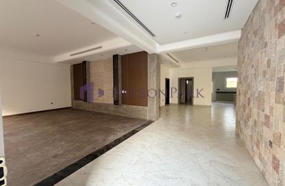 Villa - 7 Bedrooms - 7+ Bathrooms for rent in Al Kheesa - Al Kheesa - Umm Salal Mohammed