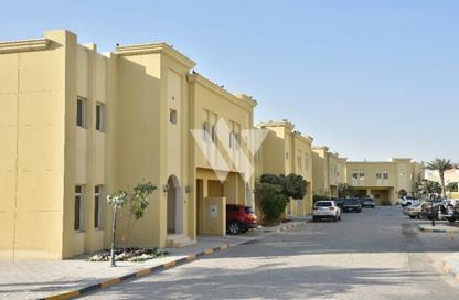 Villa - 4 - 5 for rent in Souk Al gharaffa - Al Gharrafa - Doha