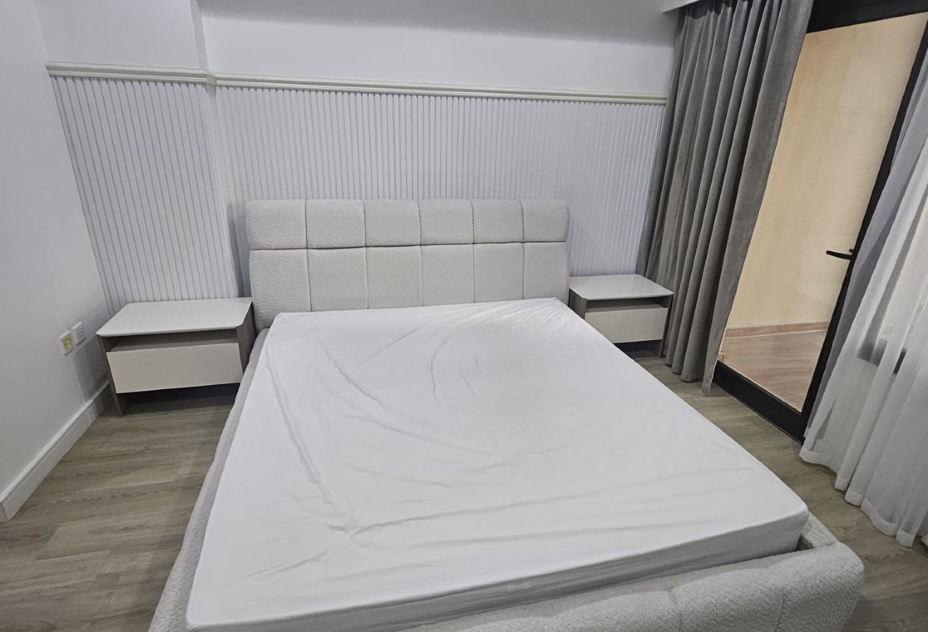 LUXURIOUS FF 1 BEDROOM APARTMENT IN HEART OF PEARL thumbnail 4