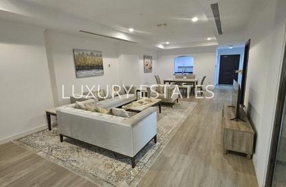 Apartment - 1 Bedroom - 2 Bathrooms for rent in Porto Arabia - The Pearl Island - Doha Apartment - 1 Bedroom - 2 Bathrooms for rent in Porto Arabia - The Pearl Island - Doha