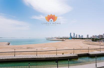 Apartment - 1 Bedroom - 1 Bathroom for rent in Marina Tower 02 - Marina District - Lusail