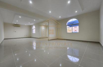 Villa - 4 Bedrooms - 5 Bathrooms for rent in Ain Khaled Villas - Ain Khaled - Doha