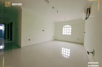 Whole Building - 3 Bedrooms - 2 Bathrooms for rent in Al Wakra - Al Wakra - Al Wakrah - Al Wakra