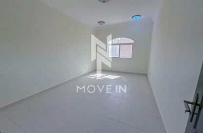 Apartment - 5 Bedrooms - 5 Bathrooms for rent in Ain Khaled Villas - Ain Khaled - Doha