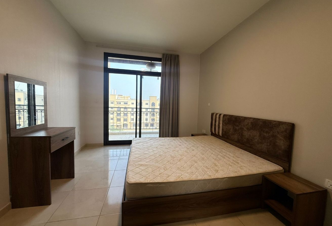 3bhk furnished in foxhill north only in 9000 exclu thumbnail 12