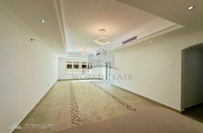 Apartment - 2 Bedrooms - 3 Bathrooms for sale in West Porto Drive - Porto Arabia - The Pearl Island - Doha Apartment - 2 Bedrooms - 3 Bathrooms for sale in West Porto Drive - Porto Arabia - The Pearl Island - Doha
