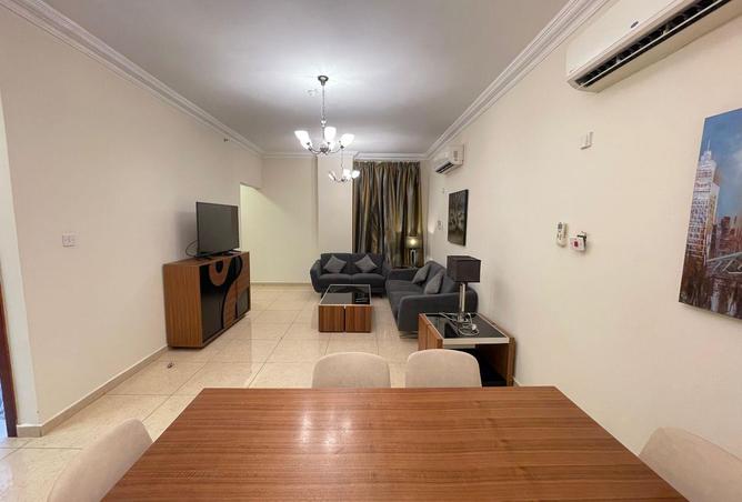 53144227 - Property Image 2