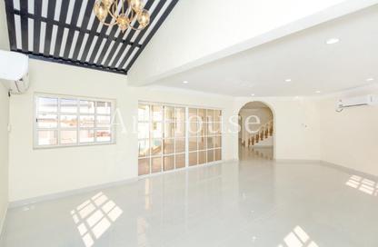 Villa - 3 Bedrooms - 5 Bathrooms for rent in New Salata - Salata - Doha