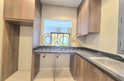 Villa - 4 - 5 for rent in Al Sadd Road - Al Sadd - Doha