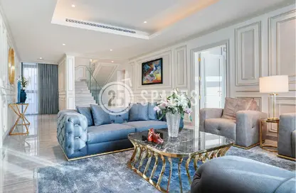 Villa - 5 Bedrooms - 6 Bathrooms for rent in Abraj Bay - Abraj Quartiers - The Pearl Island - Doha