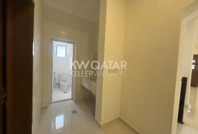 63643731 - Property Image 3