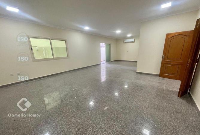 52774660 - Property Image 2