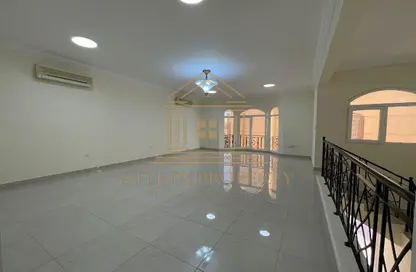 Apartment - 2 Bedrooms - 3 Bathrooms for rent in Bu Hamour Street - Abu Hamour - Doha