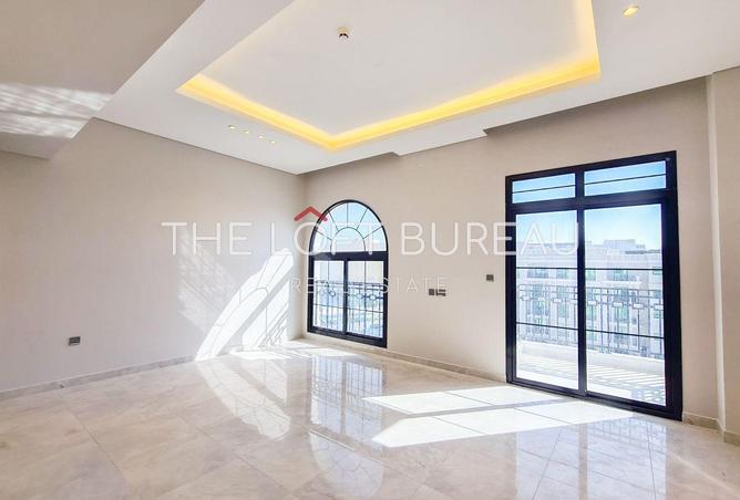 52500409 - Property Image 2