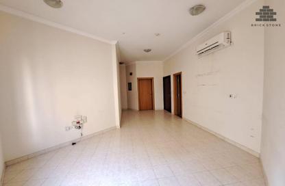 Apartment - 2 Bedrooms - 3 Bathrooms for rent in Muntazah 10 - Al Muntazah - Doha