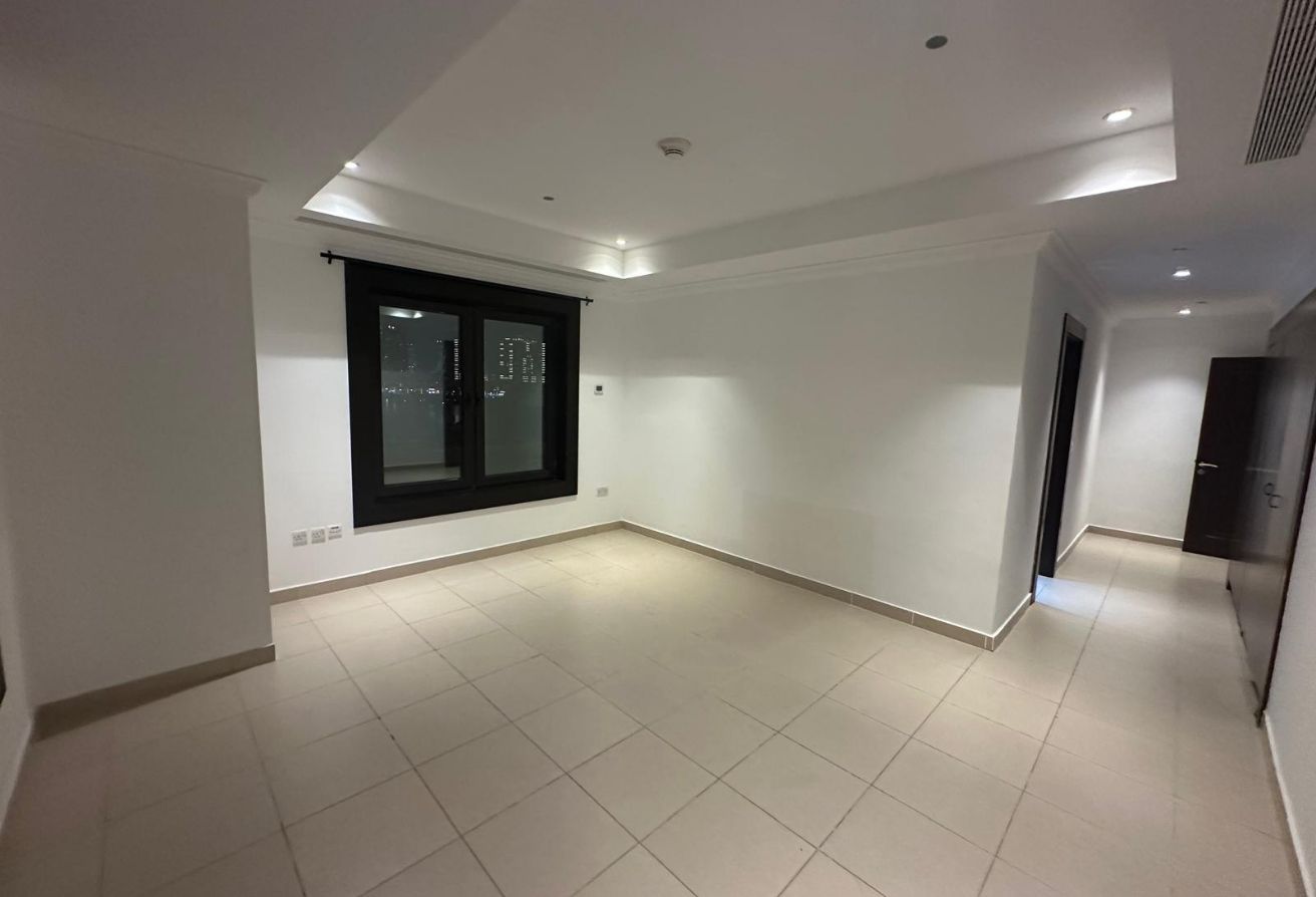 Spacious 2BHK+Maid | 226 SQM | 2.2M | Porto Arabia thumbnail 4