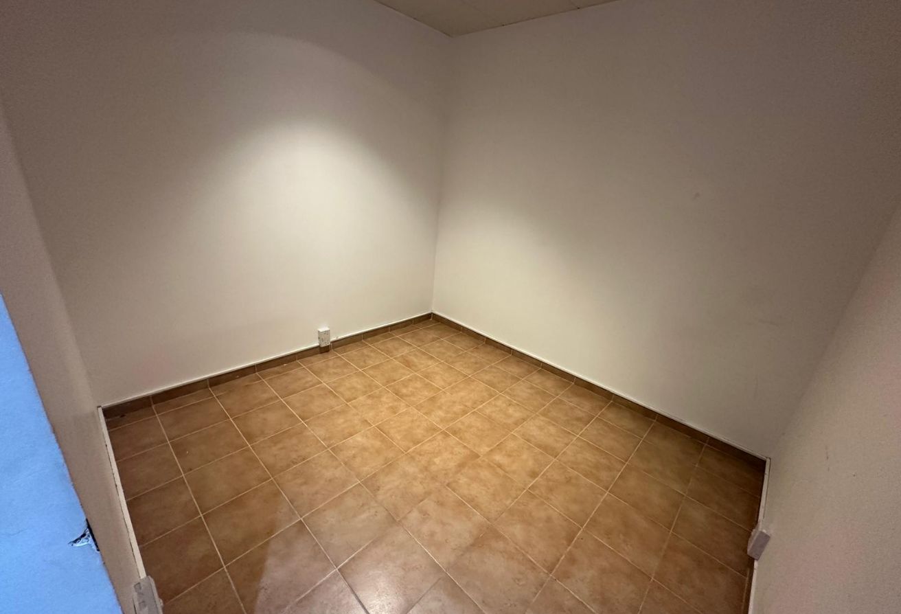 Spacious 2BHK+Maid | 226 SQM | 2.2M | Porto Arabia thumbnail 5