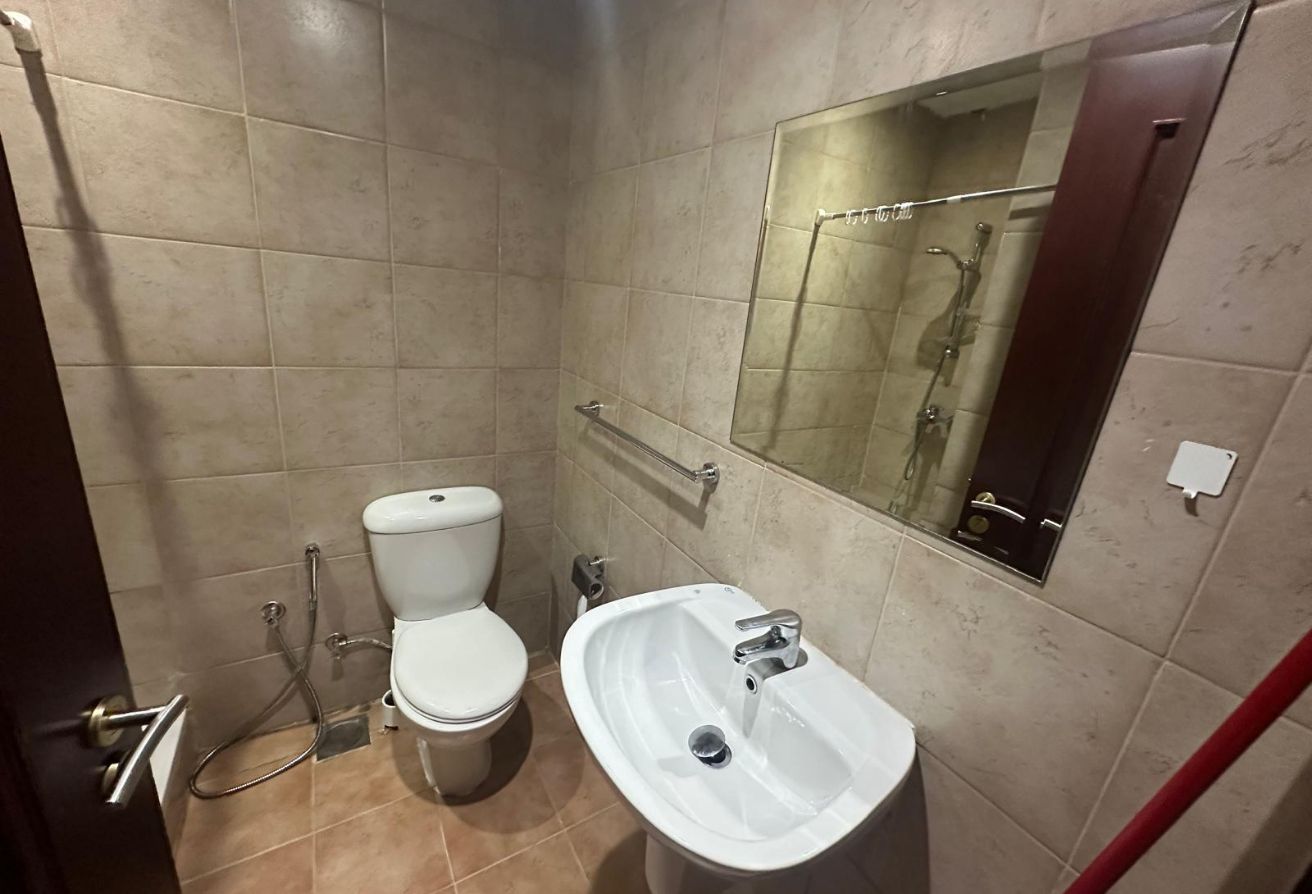 Spacious 2BHK+Maid | 226 SQM | 2.2M | Porto Arabia thumbnail 10