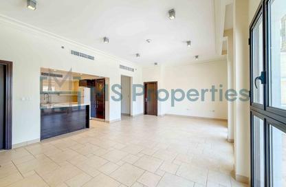 Apartment - 2 Bedrooms - 3 Bathrooms for sale in Carnaval - Qanat Quartier - The Pearl Island - Doha Apartment - 2 Bedrooms - 3 Bathrooms for sale in Carnaval - Qanat Quartier - The Pearl Island - Doha
