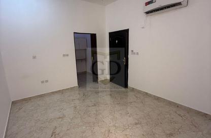 Apartment - Studio - 1 Bathroom for rent in Al Markhiya Street - Al Markhiya - Doha