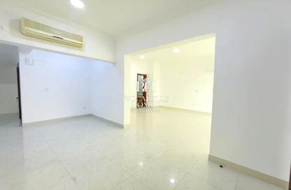 Villa - 4 Bedrooms - 4 Bathrooms for rent in Souk Al gharaffa - Al Gharrafa - Doha