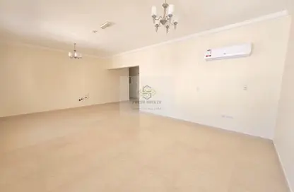 Apartment - 3 Bedrooms - 3 Bathrooms for rent in Anas Street - Fereej Bin Mahmoud North - Fereej Bin Mahmoud - Doha