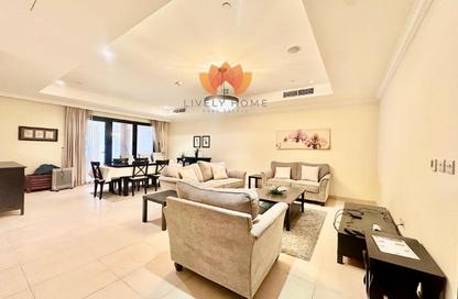 Apartment - 2 Bedrooms - 3 Bathrooms for rent in West Porto Drive - Porto Arabia - The Pearl Island - Doha