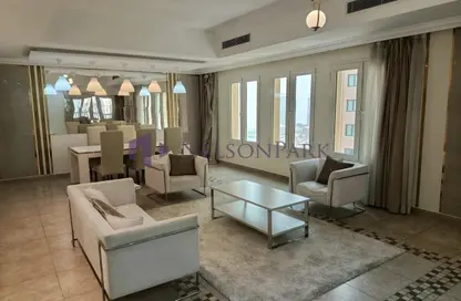 Apartment - 3 Bedrooms - 4 Bathrooms for rent in East Porto Drive - Porto Arabia - The Pearl Island - Doha Apartment - 3 Bedrooms - 4 Bathrooms for rent in East Porto Drive - Porto Arabia - The Pearl Island - Doha