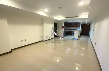 Apartment - 1 Bedroom - 2 Bathrooms for rent in West Porto Drive - Porto Arabia - The Pearl Island - Doha