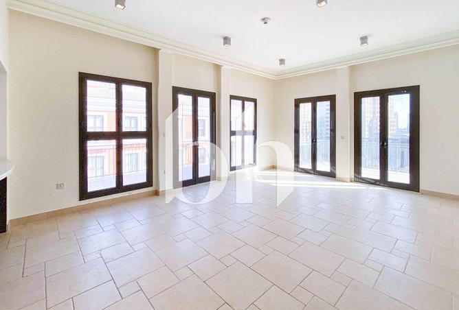 53329825 - Property Main Image