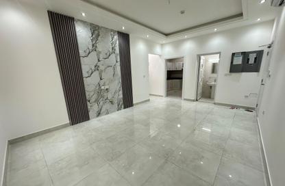 Apartment - 2 Bedrooms - 2 Bathrooms for rent in Al Mansoura - Al Mansoura - Doha