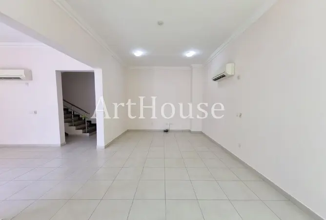 63862457 - Property Image 3
