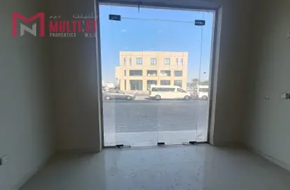 Shop - Studio - 1 Bathroom for rent in Al Azizia Street - Al Aziziyah - Doha