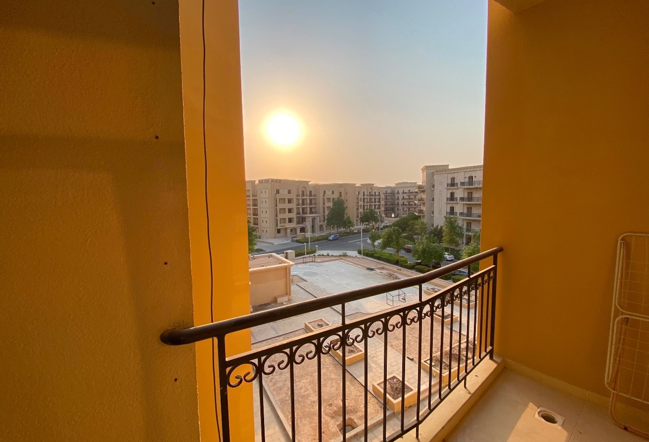 Luxury Furnished 1BHK | Foxhills | Bills Included thumbnail 2